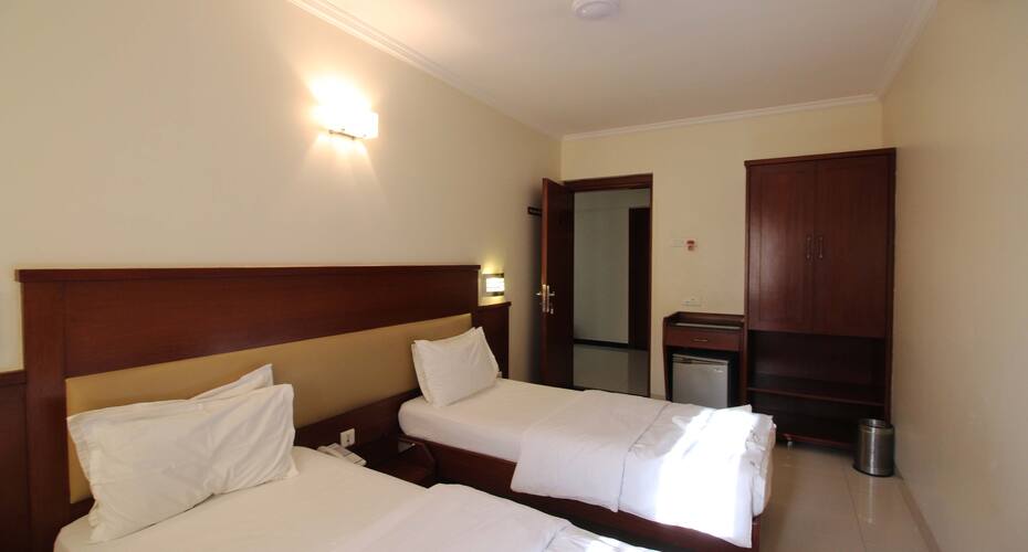 Symphony House, Mumbai 5